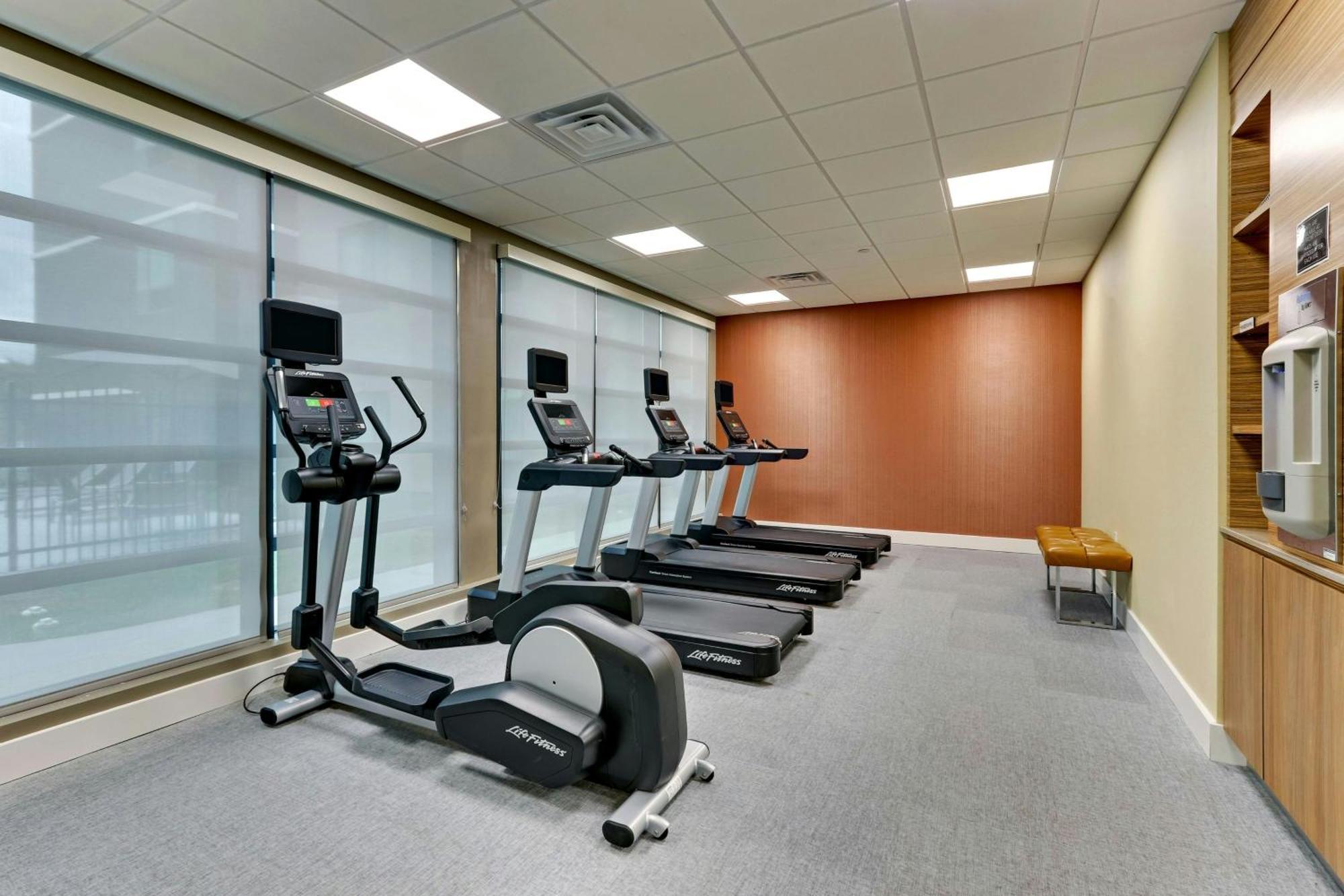 Towneplace Suites By Marriott Houston Northwest Beltway 8 Jersey Village Exterior photo